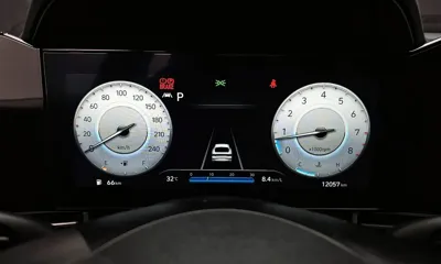 Hyundai Avante 2021, 49201 км, за 11889.12 USD - фото 8