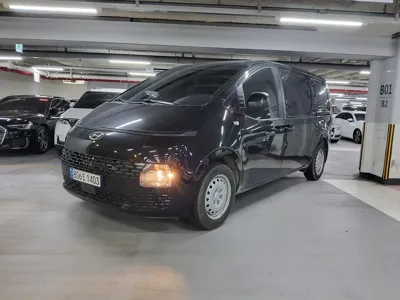 Hyundai Staria · 2022 год