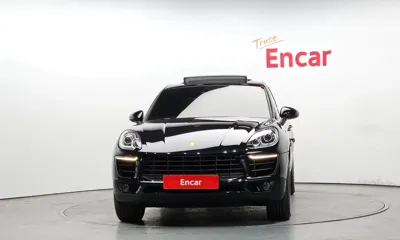 Porsche Macan 2015, 66349 км, за 19764.69 USD