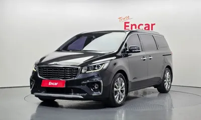 Kia Canival · 2019 год