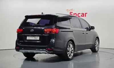 Kia Canival 2019, 88520 км, за 9452.54 USD