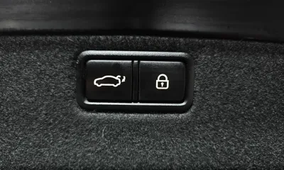 Hyundai Genesis 2015, 172680 км, за 8782.21 USD - фото 20