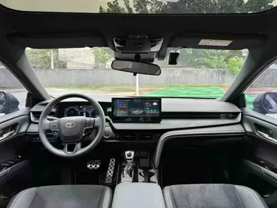 Toyota Camry 2025, 6800 км, за 22630.52 USD