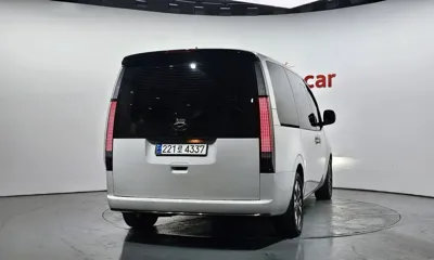 Hyundai Staria 2024, 39303 км, за 24097.73 USD