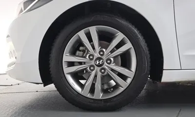 Hyundai Avante 2017, 138674 км, за 5776.55 USD