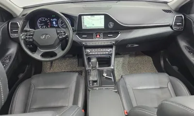 Hyundai Grandeur 2019, 82081 км, за 11363.63 USD - фото 7