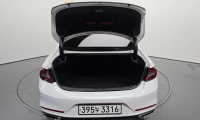 Hyundai Grandeur 2019, 82081 км, за 11363.63 USD - фото 20