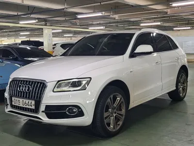 Audi Q5 2016, 176231 км, за 8450.88 USD