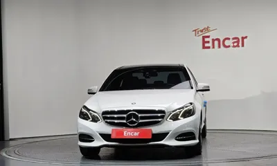 Mercedes-Benz E-Class 2015, 101663 км, за 7481.14 USD