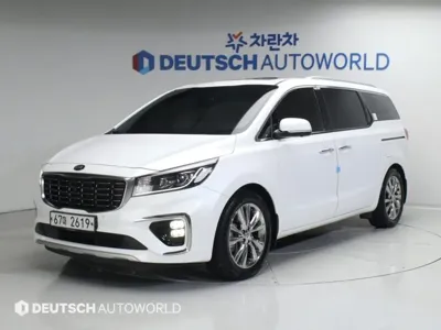 Kia Canival · 2019 год