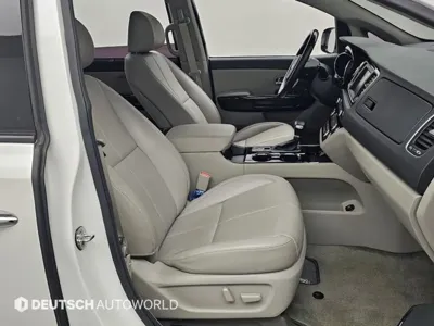 Kia Canival 2019, 117695 км, за 10944.63 USD - фото 10