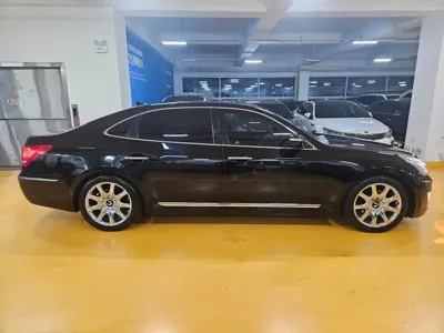 Hyundai Equus 2010, 155555 км, за 2953.17 USD