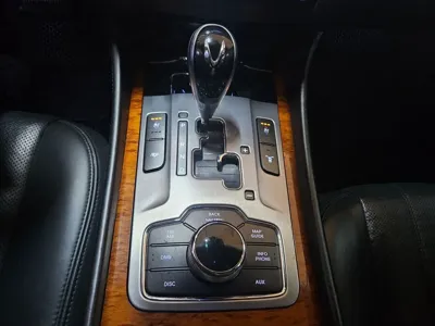 Hyundai Equus 2010, 155555 км, за 2953.17 USD - фото 9