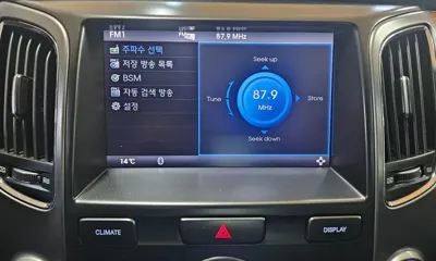 Hyundai Equus 2010, 155555 км, за 2953.17 USD - фото 15