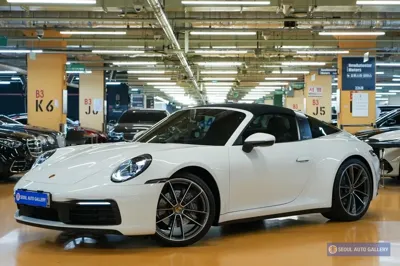 Porsche 911 · 2021 год