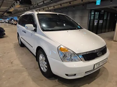 Kia Canival 2012, 167115 км, за 2422.21 USD