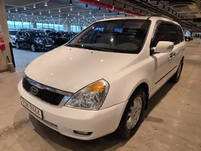 Kia Canival 2012, 167115 км, за 2422.21 USD