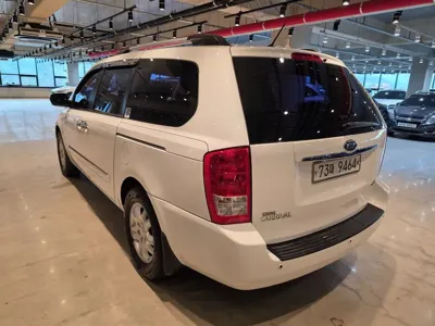 Kia Canival 2012, 167115 км, за 2422.21 USD
