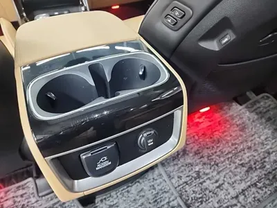 Kia Canival 2023, 58344 км, за 20349.22 USD - фото 13