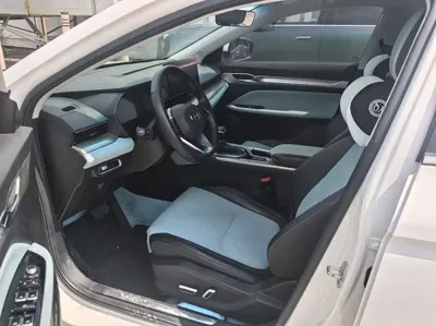 Geely Emgrand L 2022, 30000 км, за 5810.56 USD