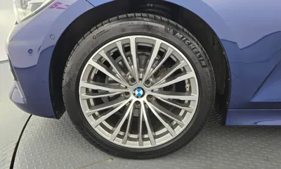BMW 3-Series 2020, 68839 км, за 16345.02 USD