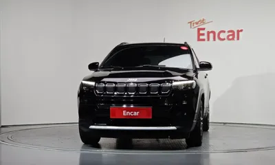 Jeep Compass 2022, 33203 км, за 12406.46 USD