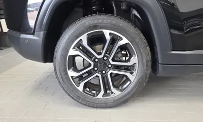 Jeep Compass 2022, 33203 км, за 12406.46 USD