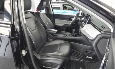 Jeep Compass 2022, 33203 км, за 12295.09 USD - фото 11