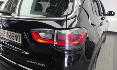 Jeep Compass 2022, 33203 км, за 12295.09 USD - фото 23