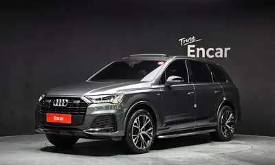 Audi Q7 · 2022 год