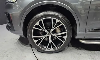 Audi Q7 2022, 65782 км, за 41955.73 USD