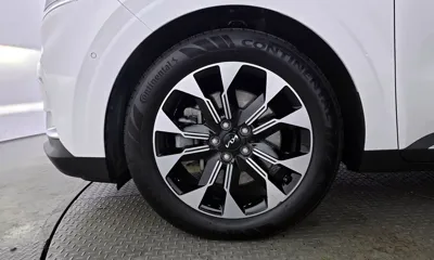 Kia Canival 2023, 28597 км, за 24503.29 USD