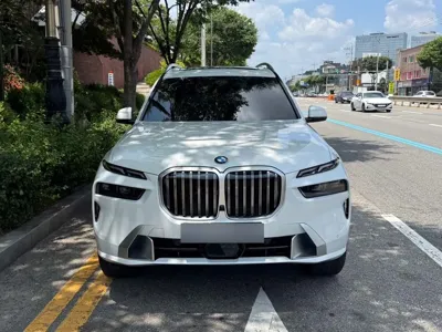 BMW X7 2025, 7056 км, за 61934.89 USD