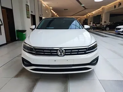 Volkswagen Lamando 2019, 95300 км, за 7899.55 USD