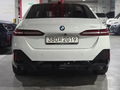 BMW 5-Series 2026, 4058 км, за 39385.59 USD