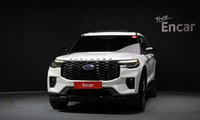 Ford Explorer 2025, 12779 км, за 30900.37 USD