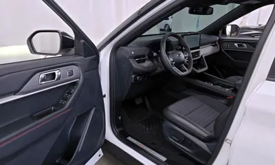 Ford Explorer 2025, 12779 км, за 30878.23 USD - фото 10