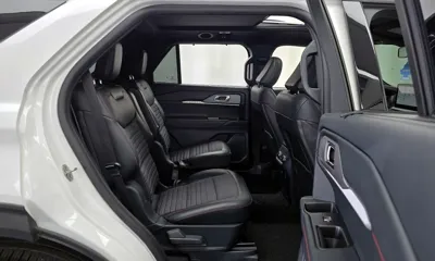 Ford Explorer 2025, 12779 км, за 30878.23 USD - фото 12