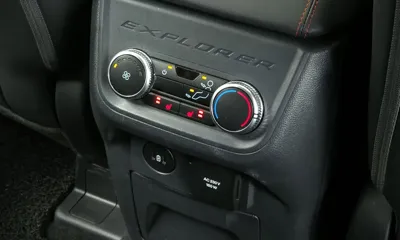 Ford Explorer 2025, 12779 км, за 30878.23 USD - фото 19