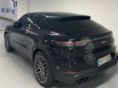 Porsche Cayenne 2021, 73900 км, за 51857.69 USD