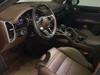 Porsche Cayenne 2021, 73900 км, за 51857.69 USD