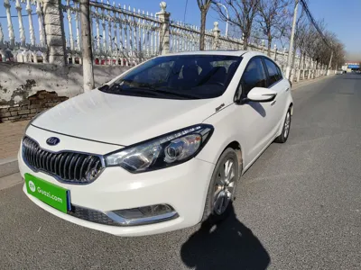Kia K3 · 2015 год