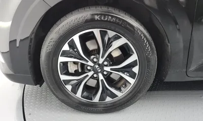 Kia Canival 2021, 100520 км, за 13214.4 USD