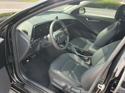 Kia Niro 2024, 23364 км, за 17545.34 USD - фото 8