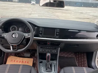 Volkswagen Lavida 2019, 80000 км, за 7325.72 USD