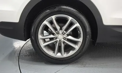 Hyundai Santafe 2016, 136518 км, за 8125.85 USD