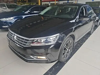 Volkswagen Passat · 2017 год