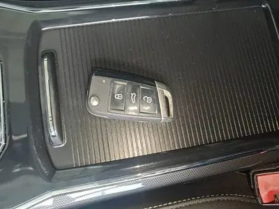 Volkswagen Passat 2017, 44400 км, за 10210.84 USD - фото 9
