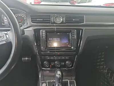 Volkswagen Passat 2017, 44400 км, за 10210.84 USD - фото 13