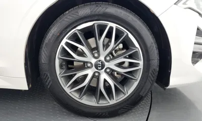 Kia K5 2020, 105263 км, за 11232.24 USD